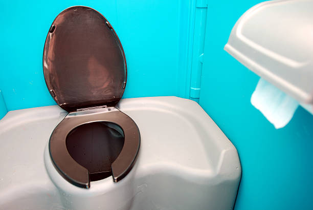 Best Portable toilet rental cost  in Bellview, FL
